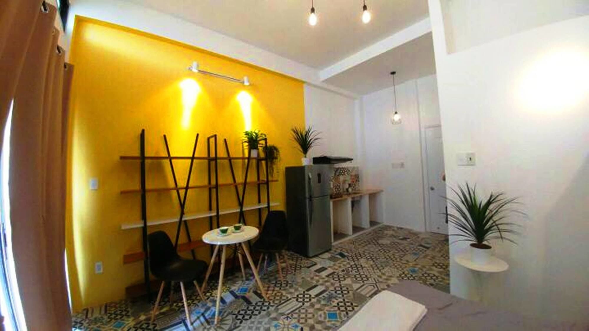 16 Phan * TP. Hồ Chí Minh